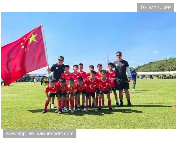 青训成果:青年队员升入一队并在季后赛中首秀表现抢眼,青训队多少岁 青训成果:青年队员升入一队并在季后赛中首秀表现抢眼,青训队多少岁